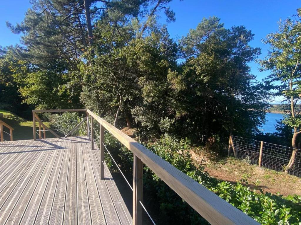 Le Nid Douillet Classe 2 Etoiles Ploubazlanec Esterno foto